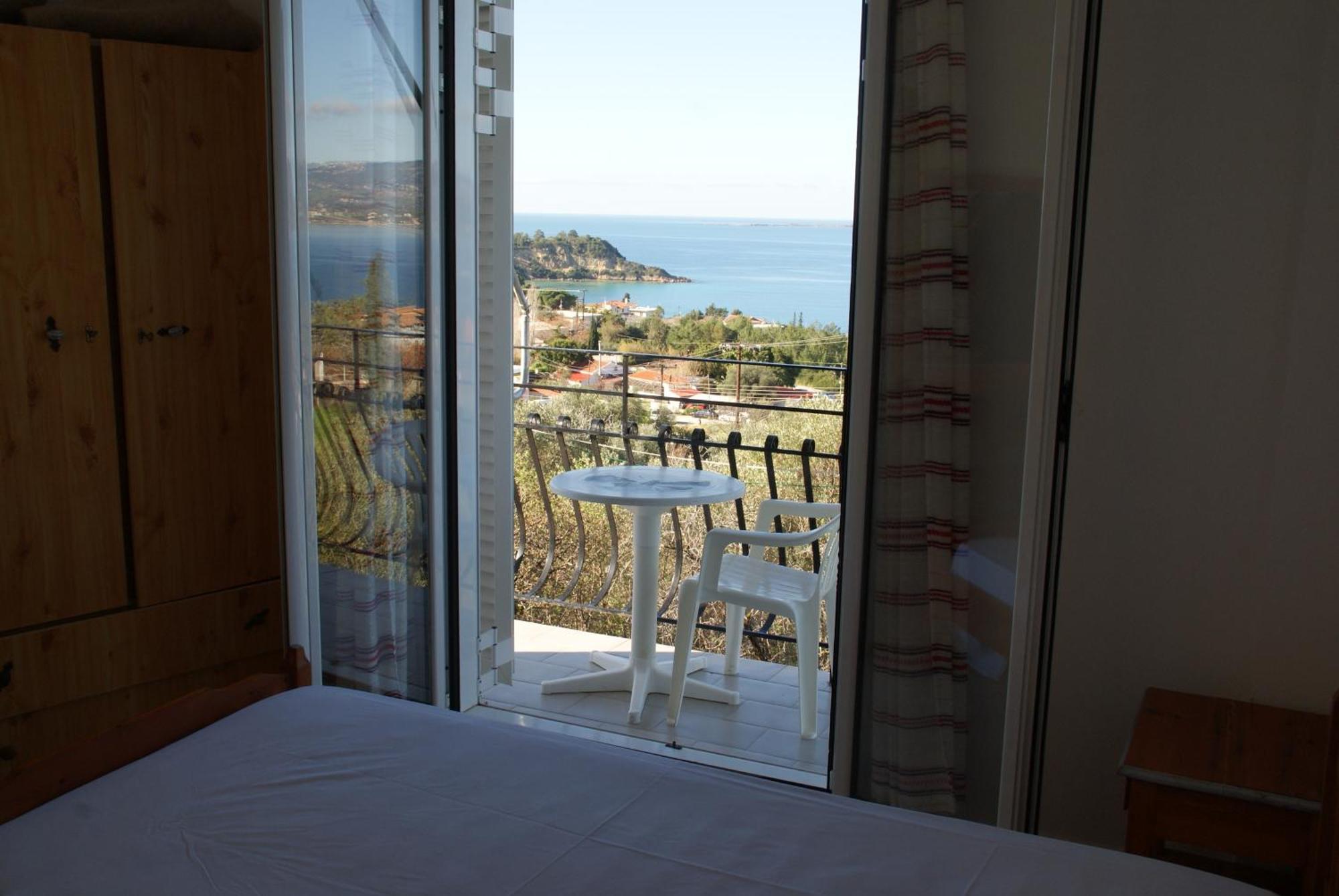 Raymondos Apartments Lassi  Oda fotoğraf