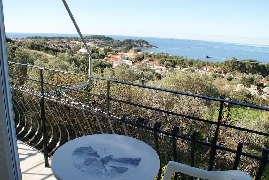 Raymondos Apartments Lassi  Oda fotoğraf